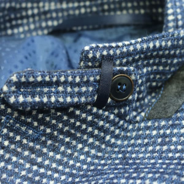 Karl Gross blazer collar detail