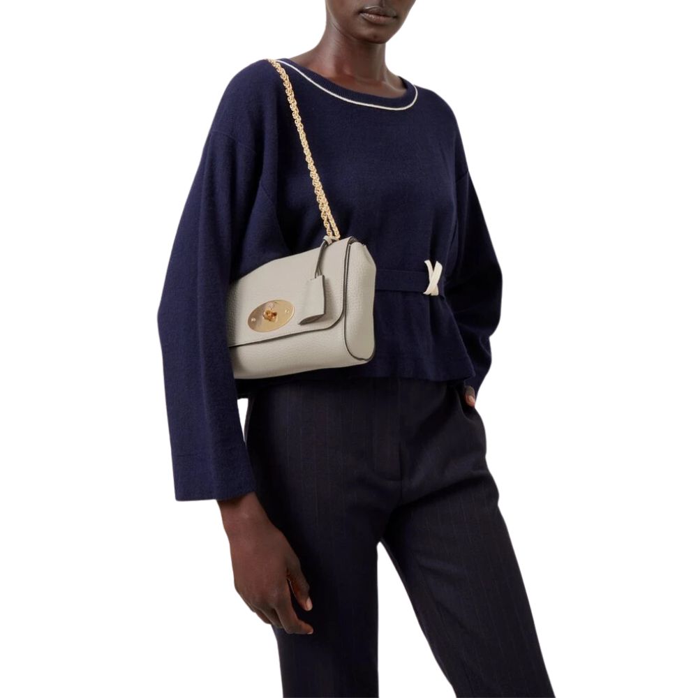 Mulberry Lily Chalk Heavy Grain