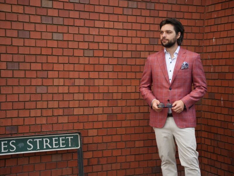 Valentine’s Day Style Mistakes Men Still Make and How to Avoid Them